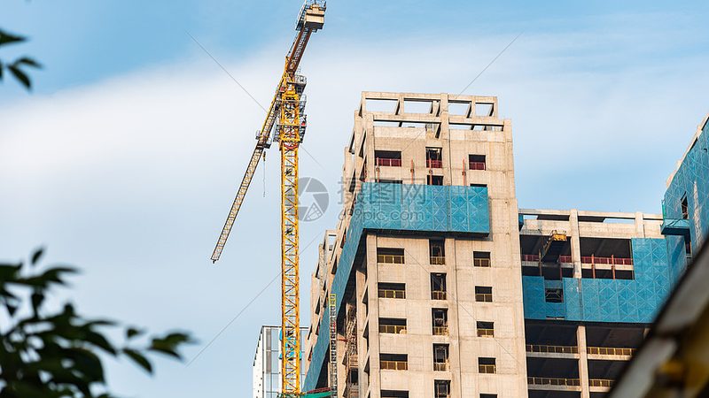 施工电梯选型：关键参数解析与对比